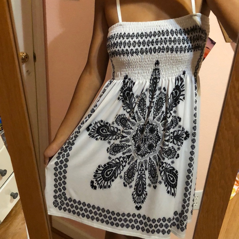 Black and white beach dress